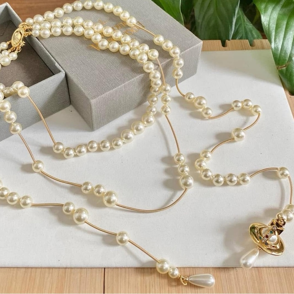 Vivienne Westwood Broken Pearl Necklace - Picture 4 of 14